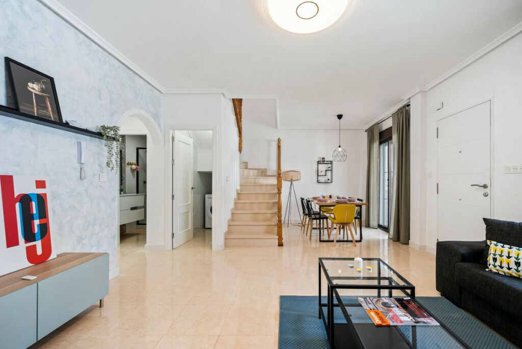 Townhouse San Miguel de Salinas Alicante - image 6