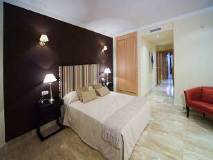 Ground Floor Apartment New Golden Mile Málaga - image 6