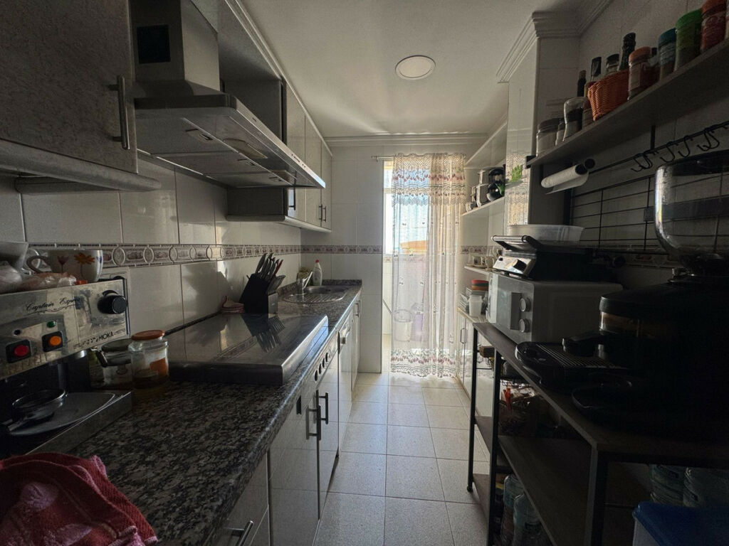 Top Floor Apartment Estepona Málaga - image 6