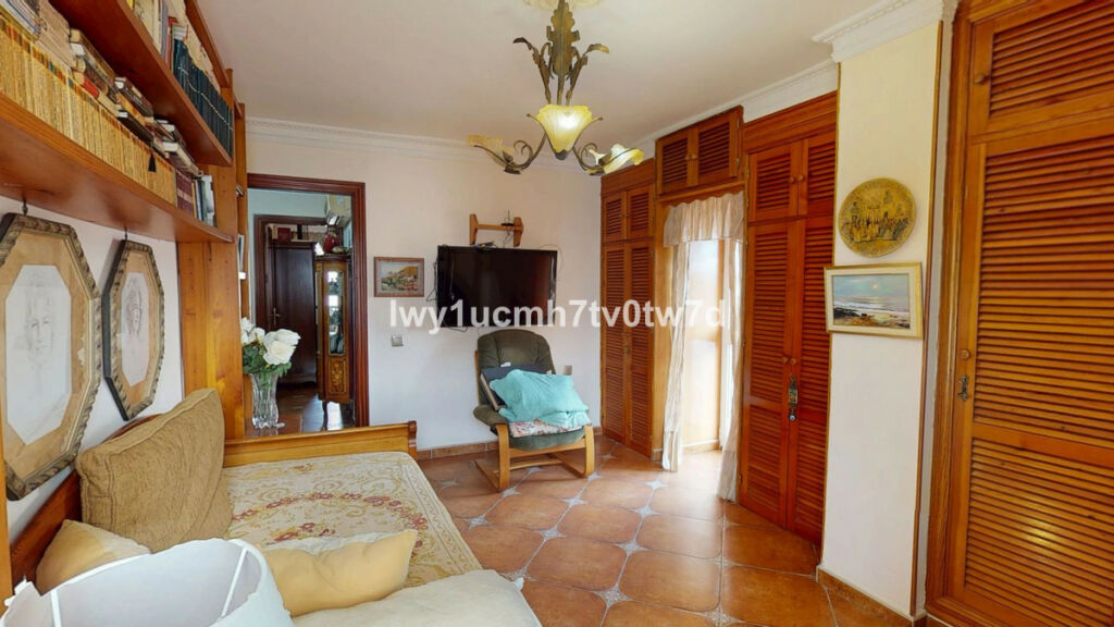 Middle Floor Apartment Málaga Centro Málaga - image 6