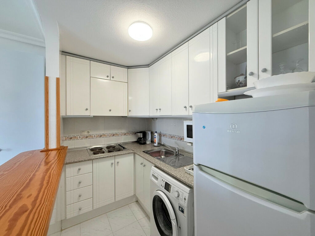 Middle Floor Apartment La Mata Alicante - image 6