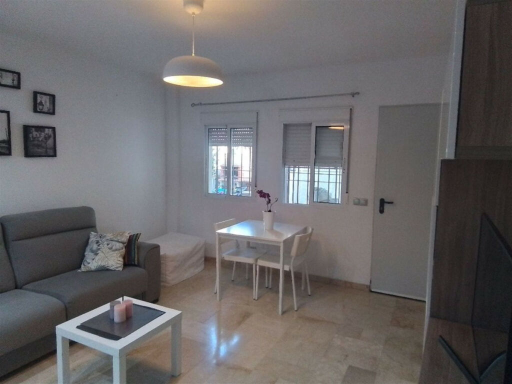 Ground Floor Apartment Benamara Málaga - image 6
