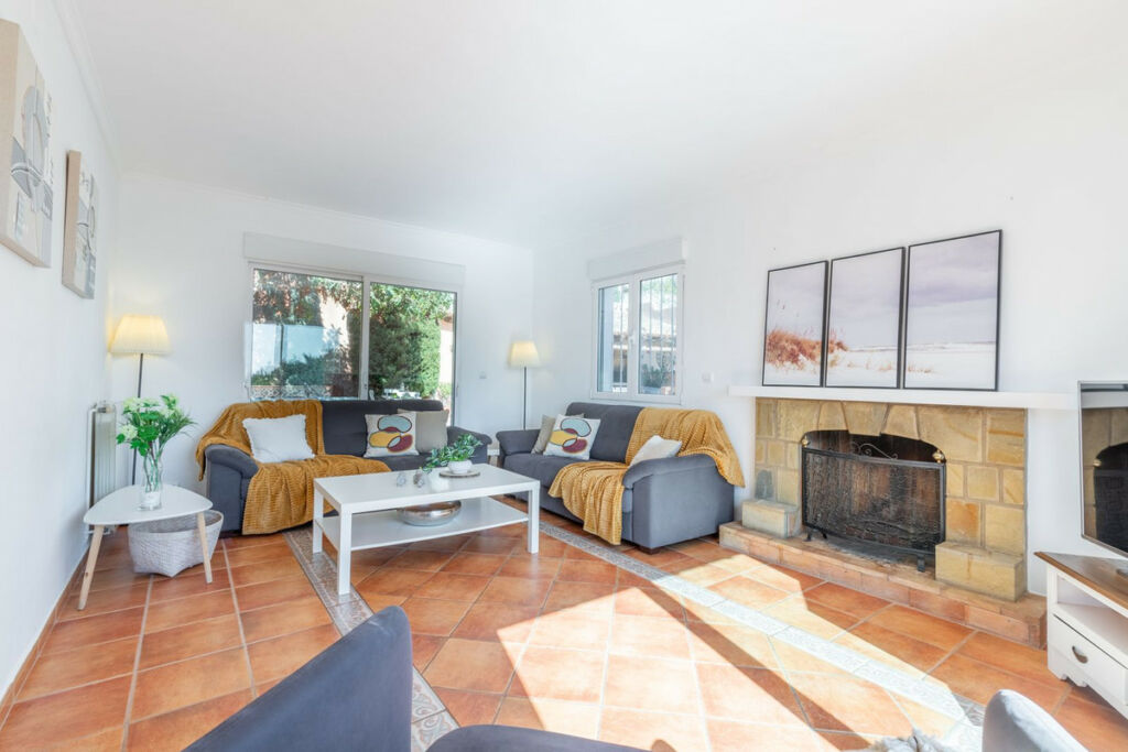 Detached Villa Moraira Alicante - image 6