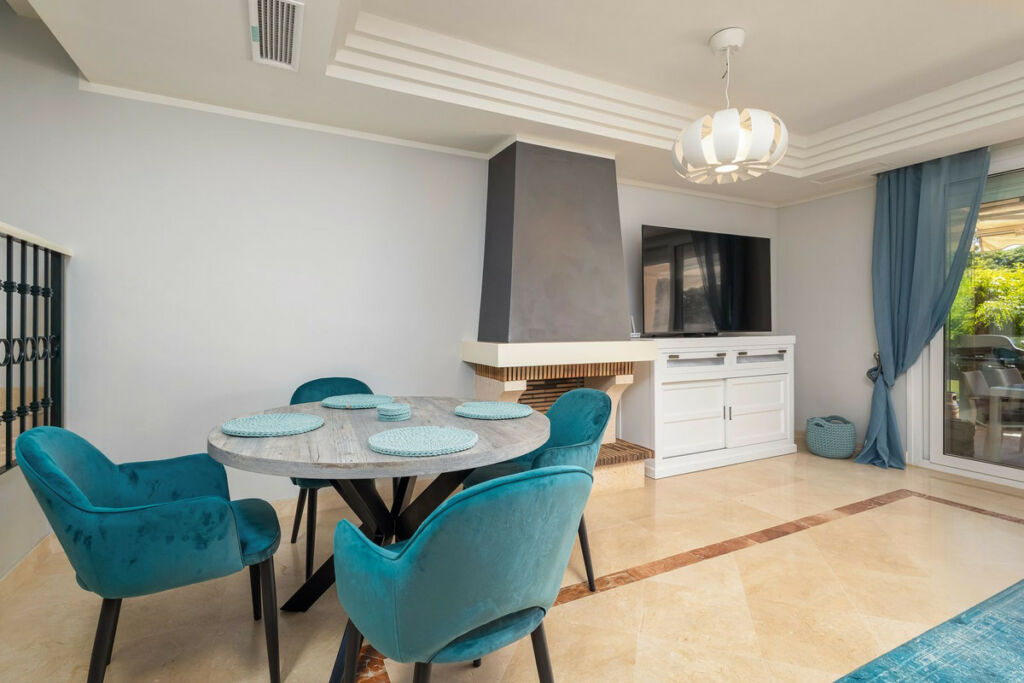 Semi-Detached House Riviera del Sol Málaga - image 6