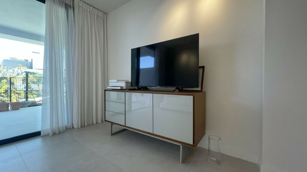 Ground Floor Apartment Selwo Málaga - image 6