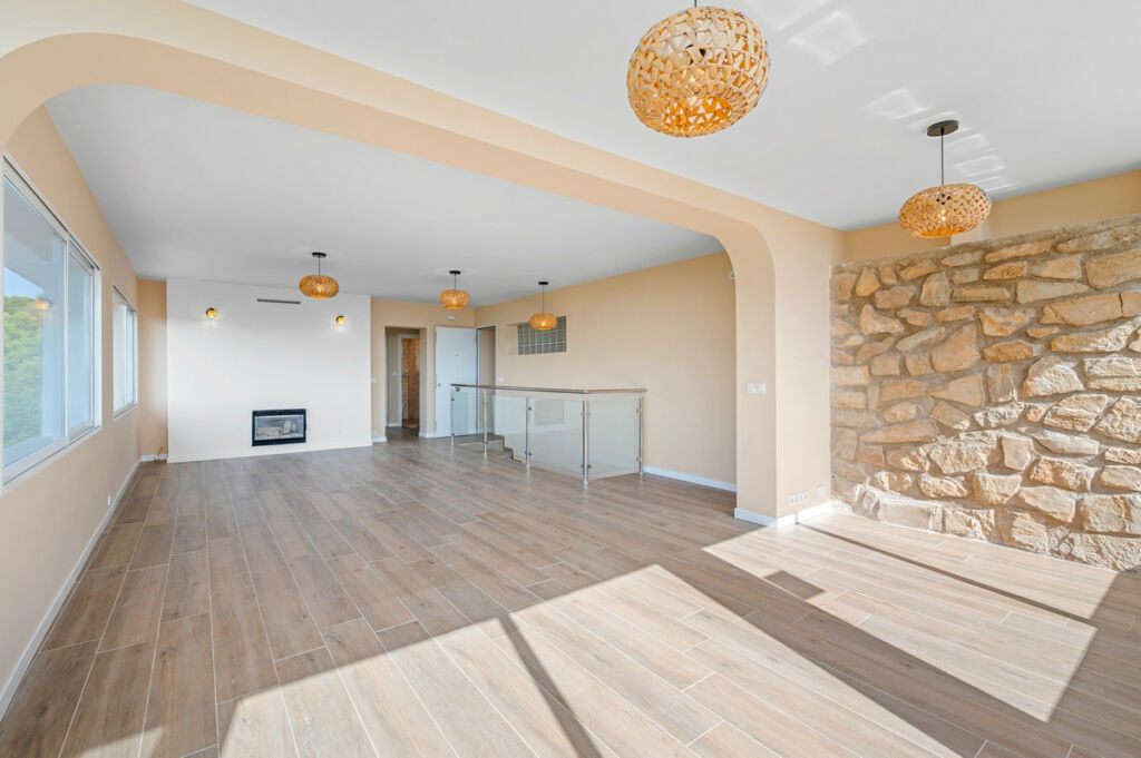 Detached Villa La Nucia Alicante - image 6