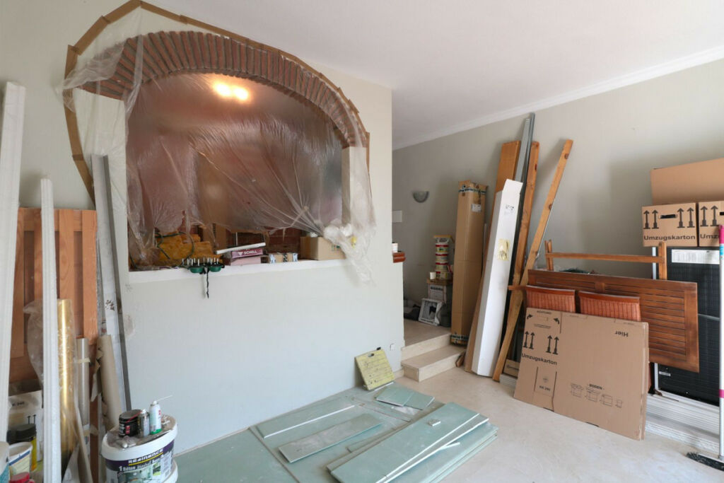 Middle Floor Apartment New Golden Mile Málaga - image 6