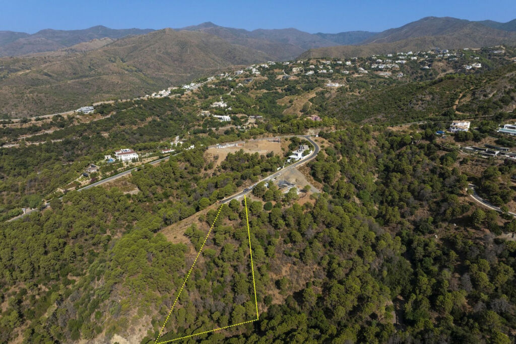 Residential Plot Benahavís Málaga - image 7