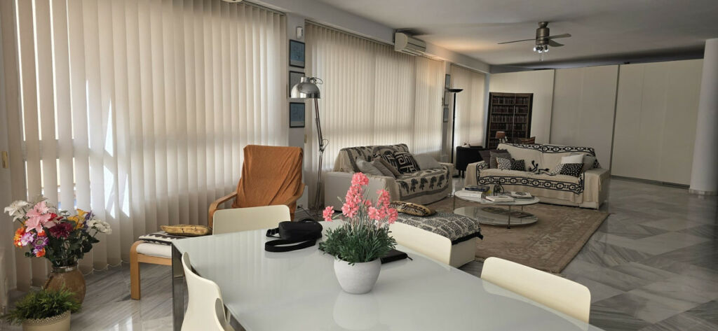 Middle Floor Apartment Marbella Málaga - image 6