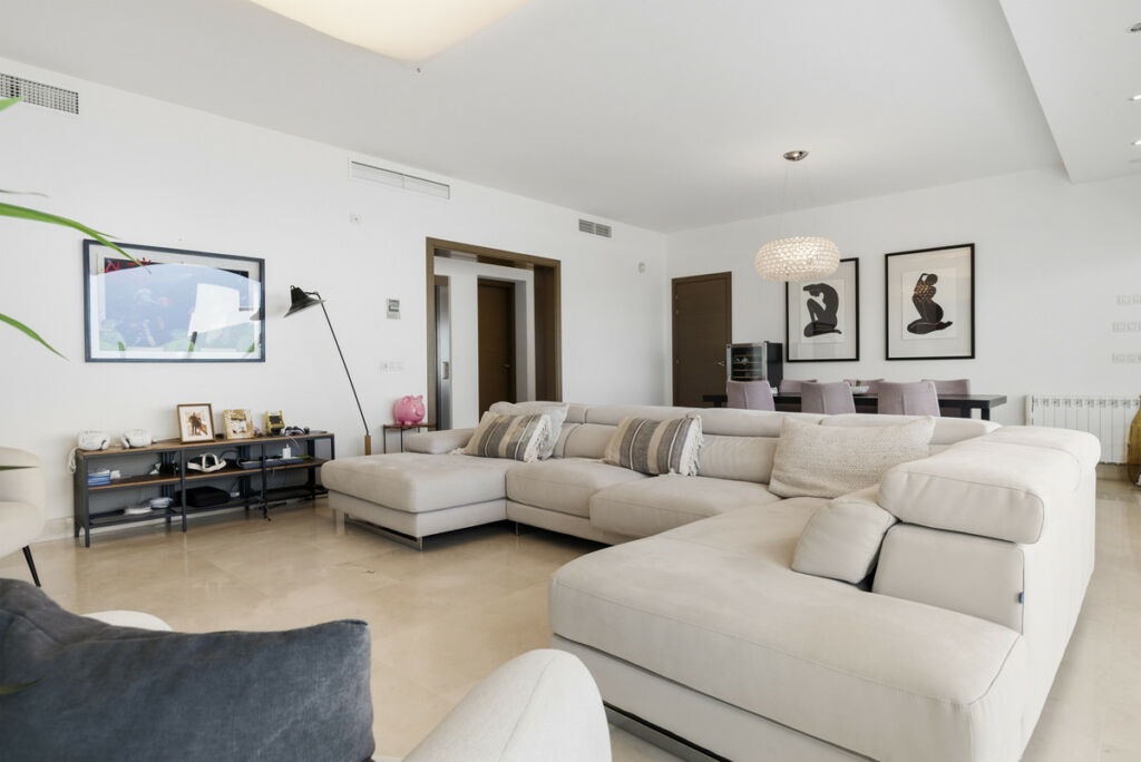 Detached Villa Benahavís Málaga - image 6
