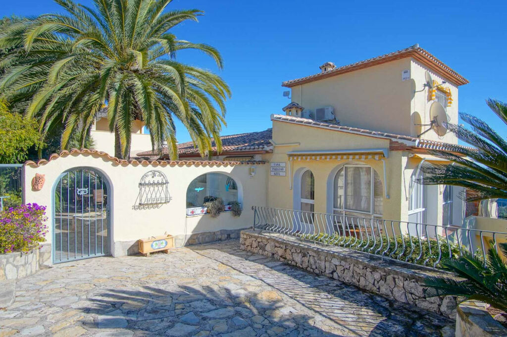 Detached Villa Pego Alicante - image 6