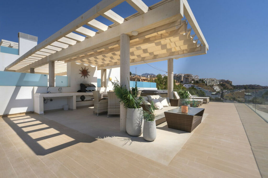 Penthouse Fuengirola Málaga - image 6
