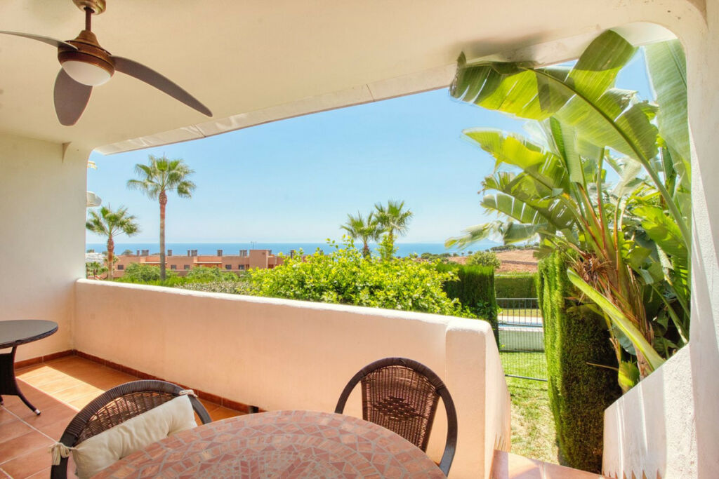 Townhouse Manilva Málaga - image 6