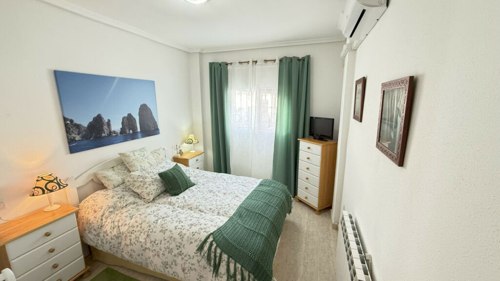 Ground Floor Apartment La Zenia Alicante - image 6