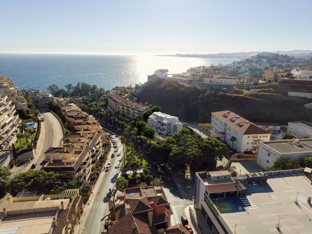 Middle Floor Apartment Benalmadena Costa Málaga - image 6