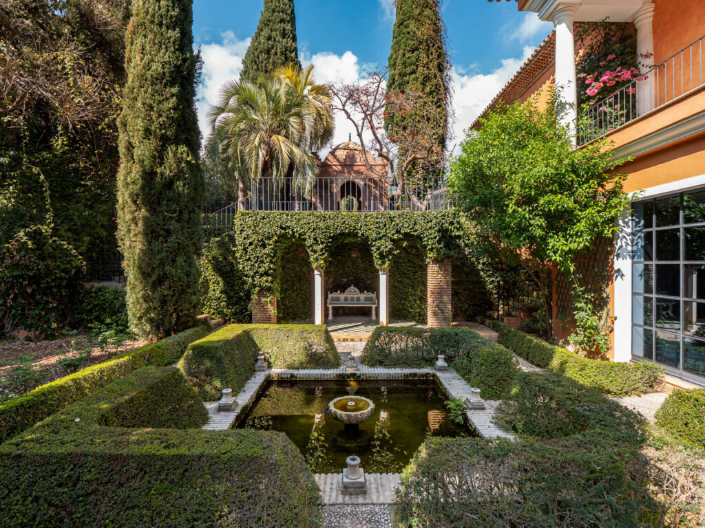 Detached Villa The Golden Mile Málaga - image 6