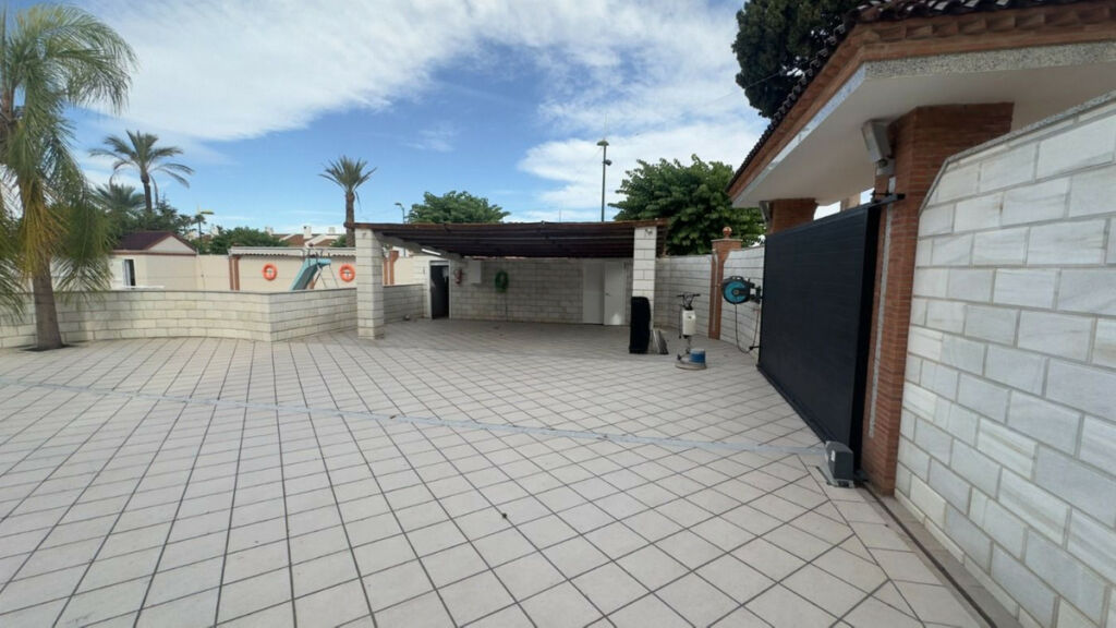 Detached Villa Alhaurín de la Torre Málaga - image 34