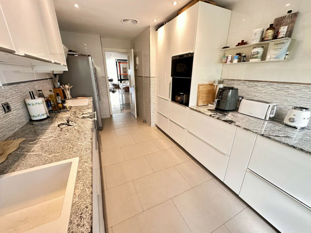 Penthouse Duplex Benahavís Málaga - image 6