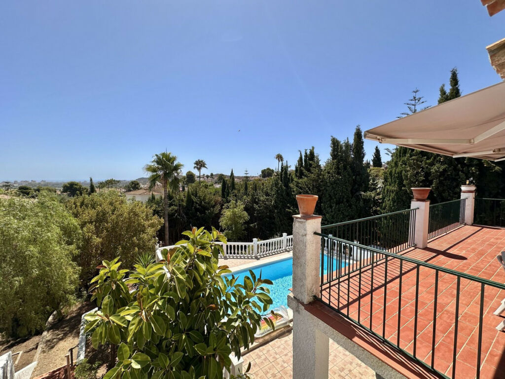 Detached Villa Cerros del Aguila Málaga - image 6