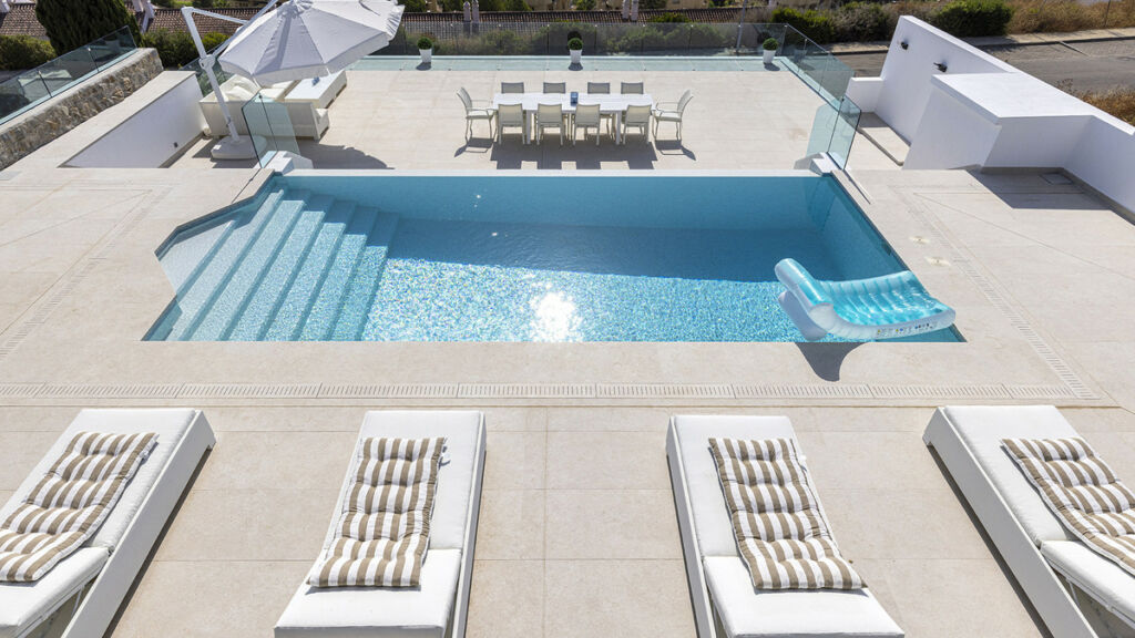 Detached Villa Casares Málaga - image 6