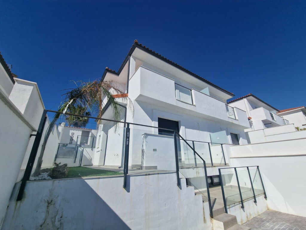 Semi-Detached House Manilva Málaga - image 4