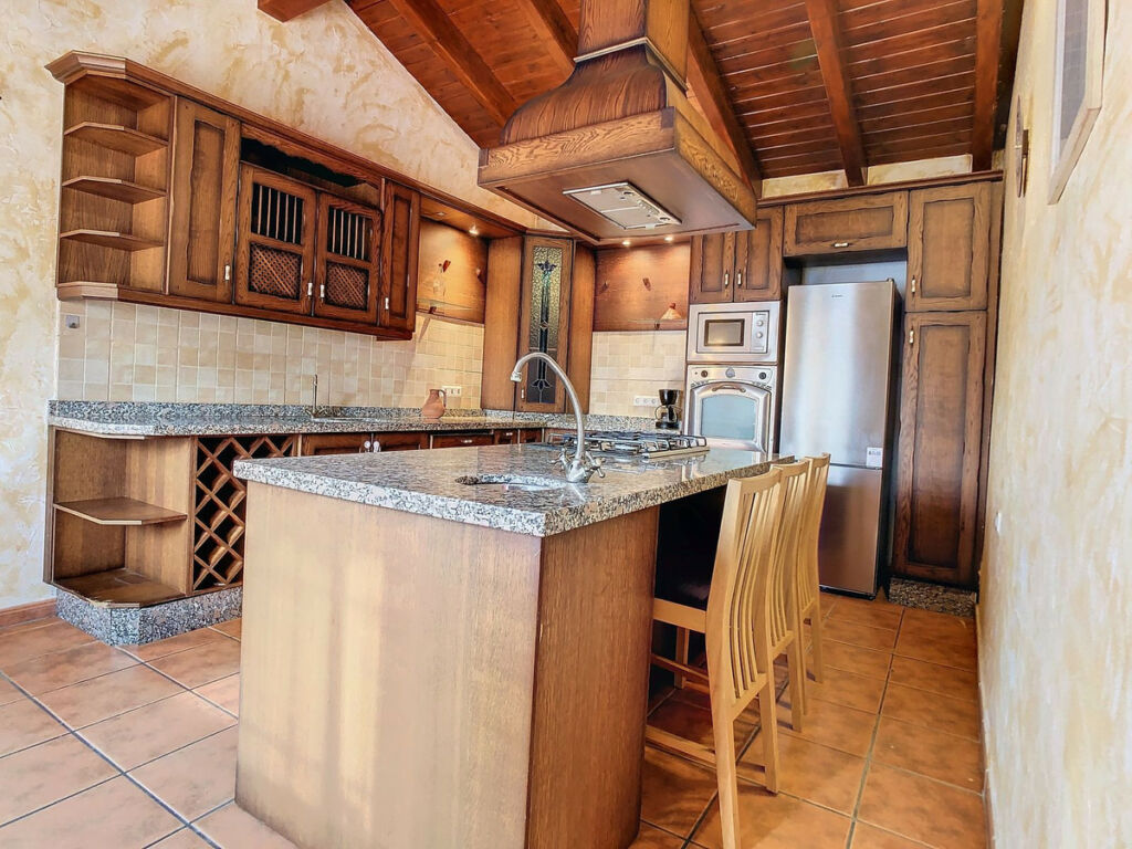 Detached Villa Coín Málaga - image 6