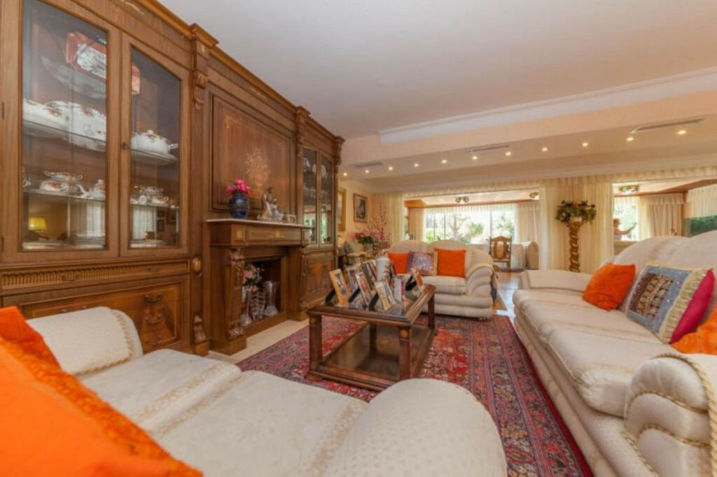 Semi-Detached House Puerto de Cabopino Málaga - image 6