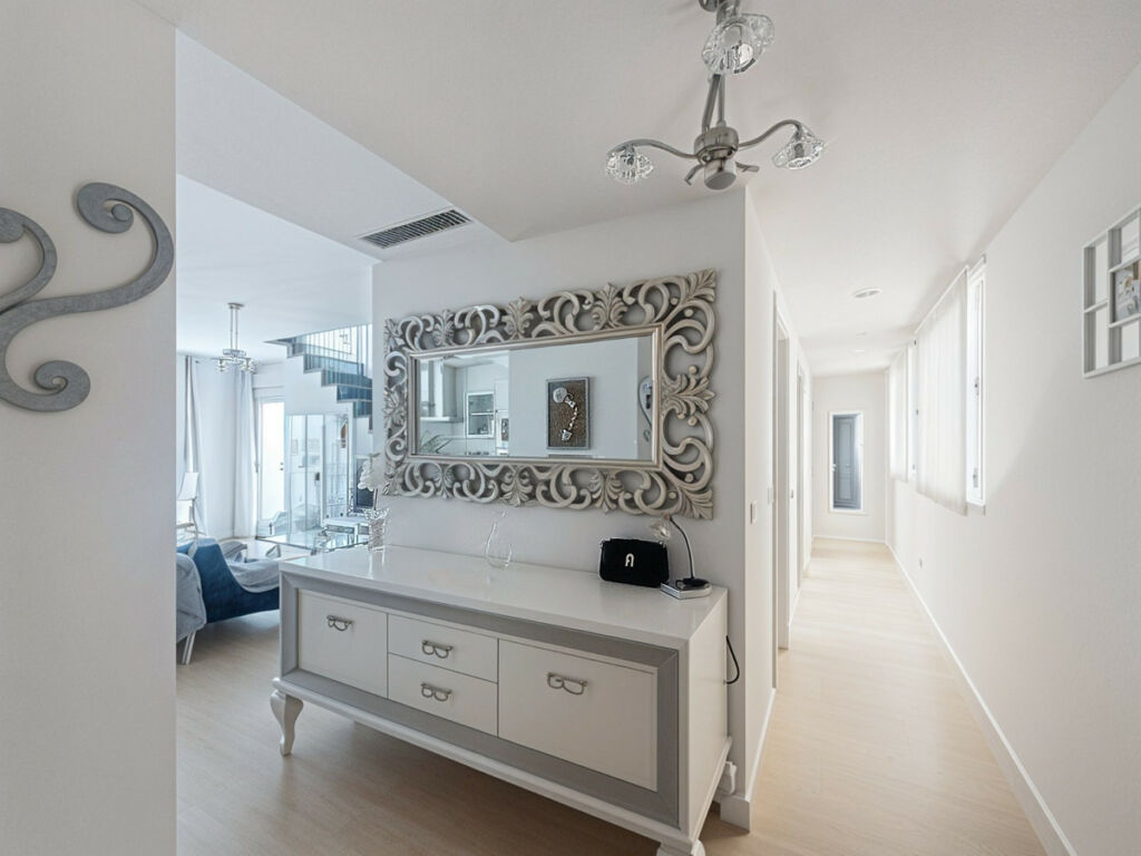 Penthouse Estepona Málaga - image 7