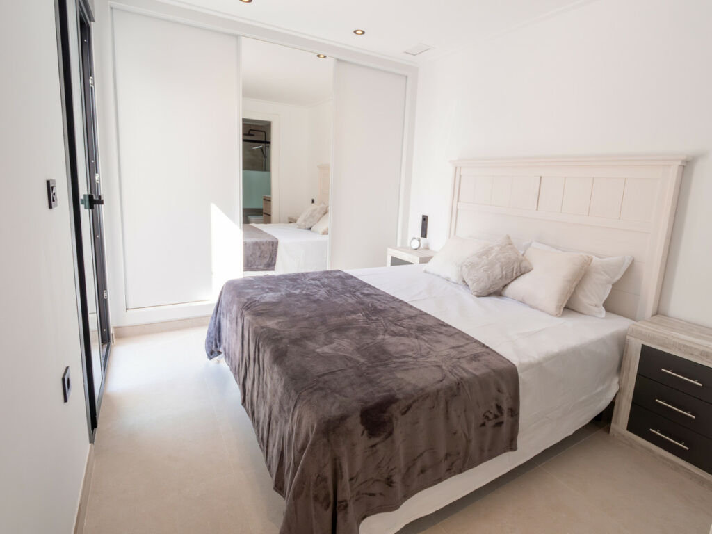 Detached Villa La Marina Alicante - image 6
