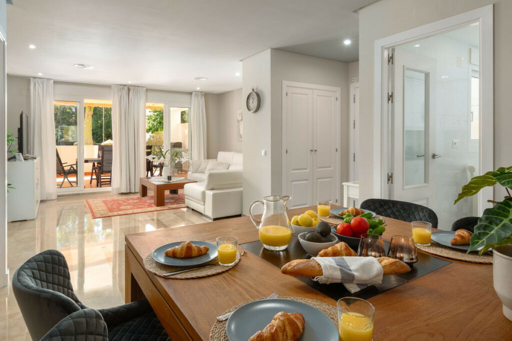 Ground Floor Apartment Benalmadena Málaga - image 6