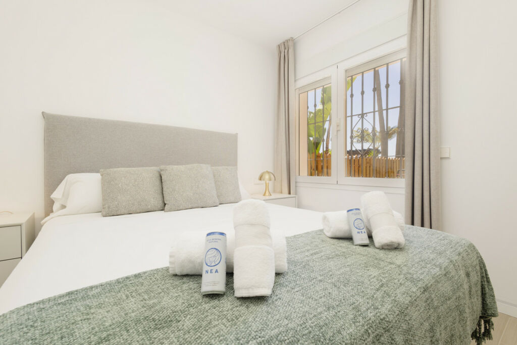 Ground Floor Apartment Bahía de Marbella Málaga - image 6