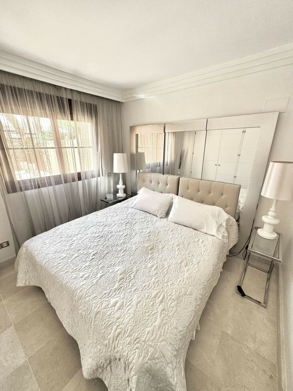 Ground Floor Apartment Benahavís Málaga - image 6