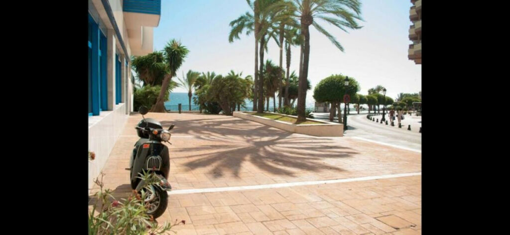Office Marbella Málaga - image 6