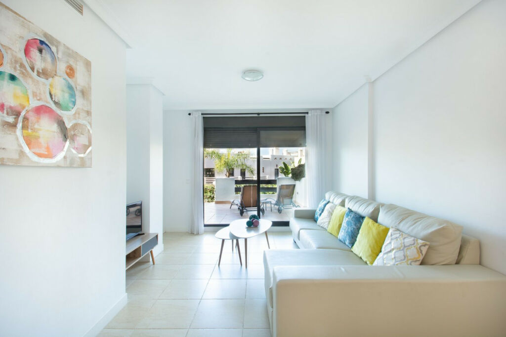 Ground Floor Apartment Selwo Málaga - image 6