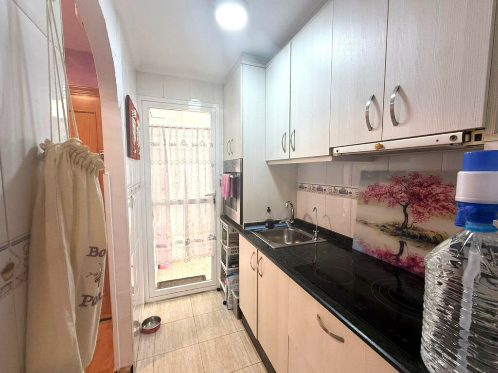 Ground Floor Apartment Playa Del Cura Alicante - image 6