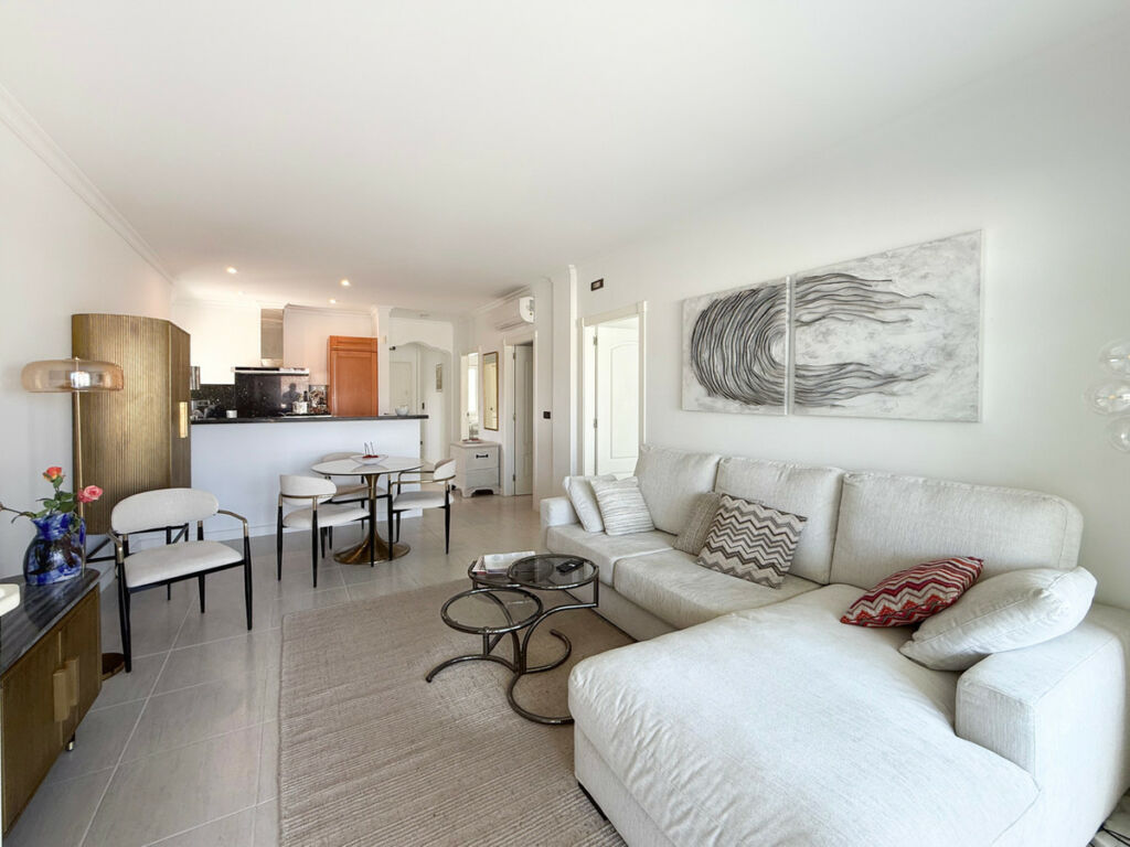 Middle Floor Apartment Benissa Alicante - image 6