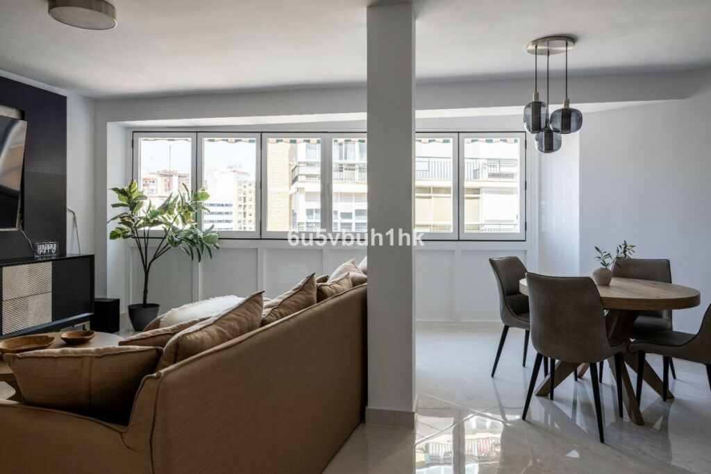Middle Floor Apartment Málaga Málaga - image 6