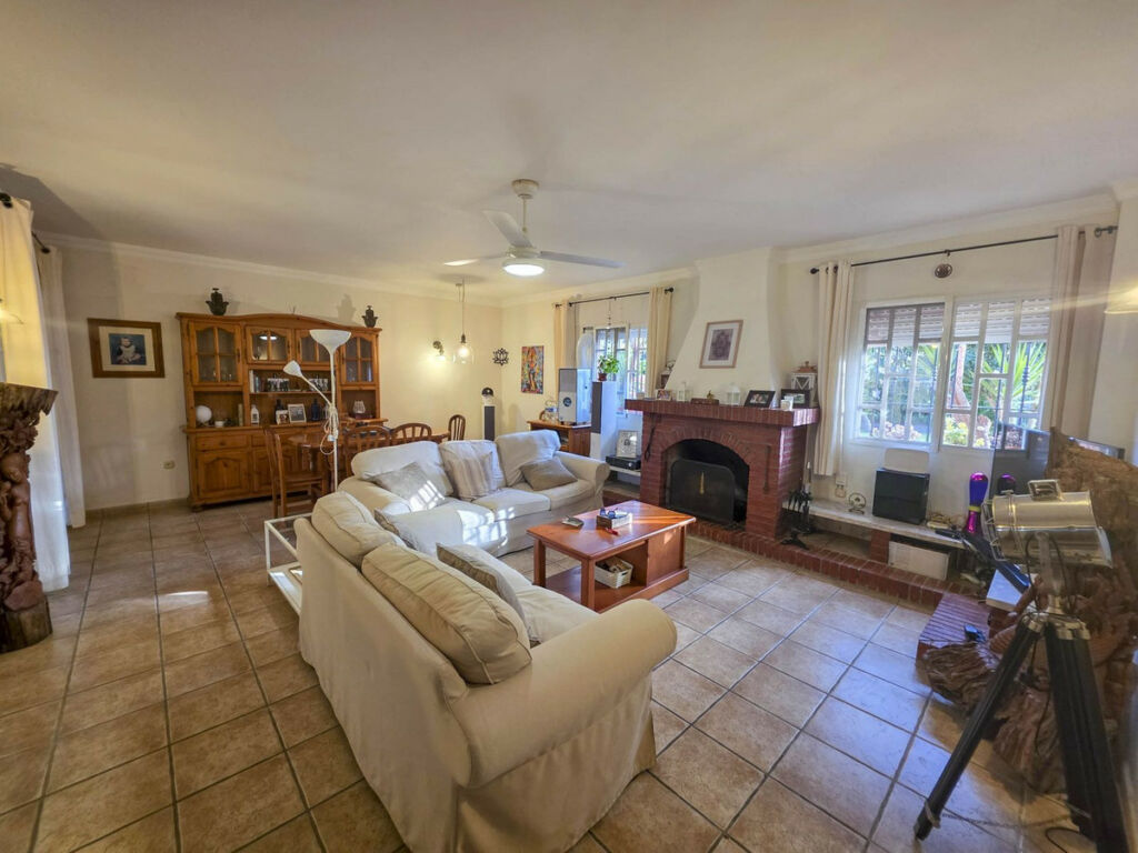 Detached Villa Guadacorte Cádiz - image 6