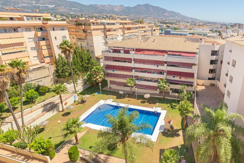 Penthouse Las Lagunas Málaga - image 6