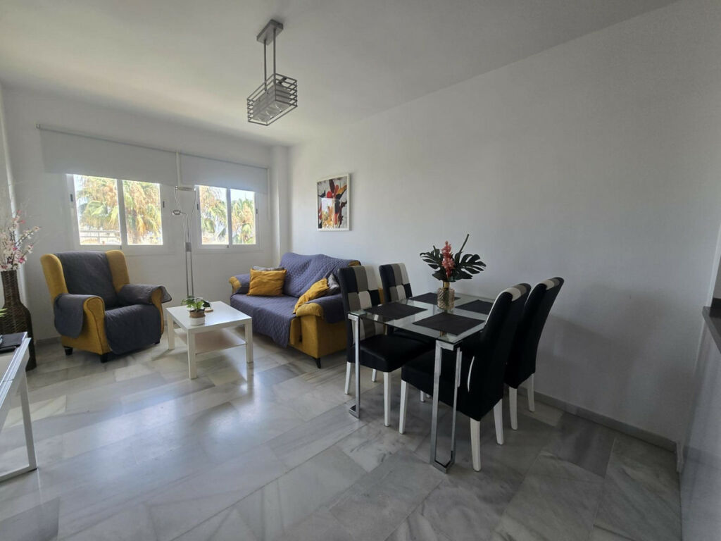 Middle Floor Apartment Benalmadena Costa Málaga - image 6