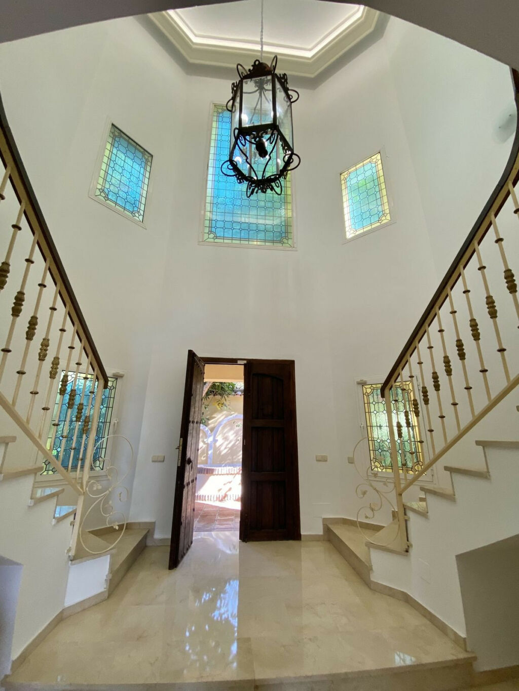 Detached Villa Elviria Málaga - image 6