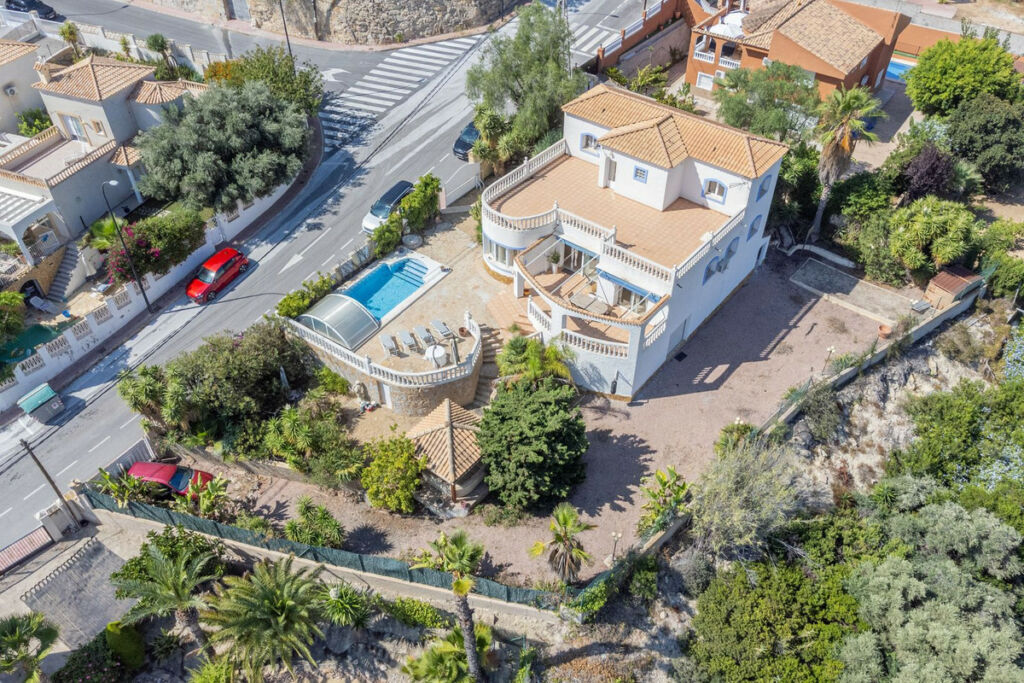 Detached Villa El Campello Alicante - image 6