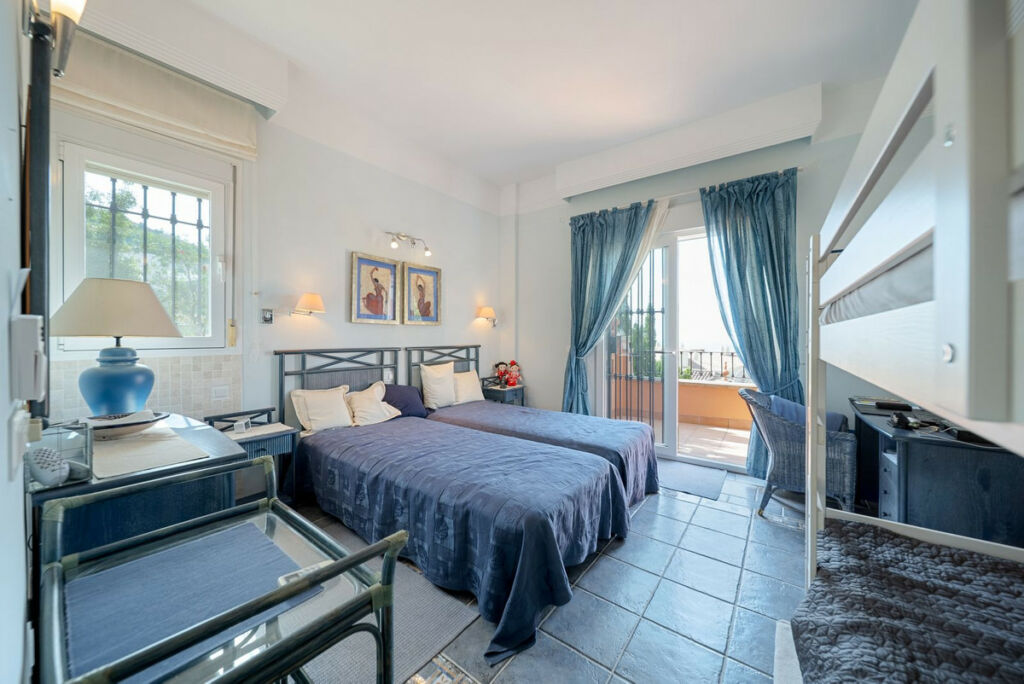 Detached Villa Mijas Málaga - image 6
