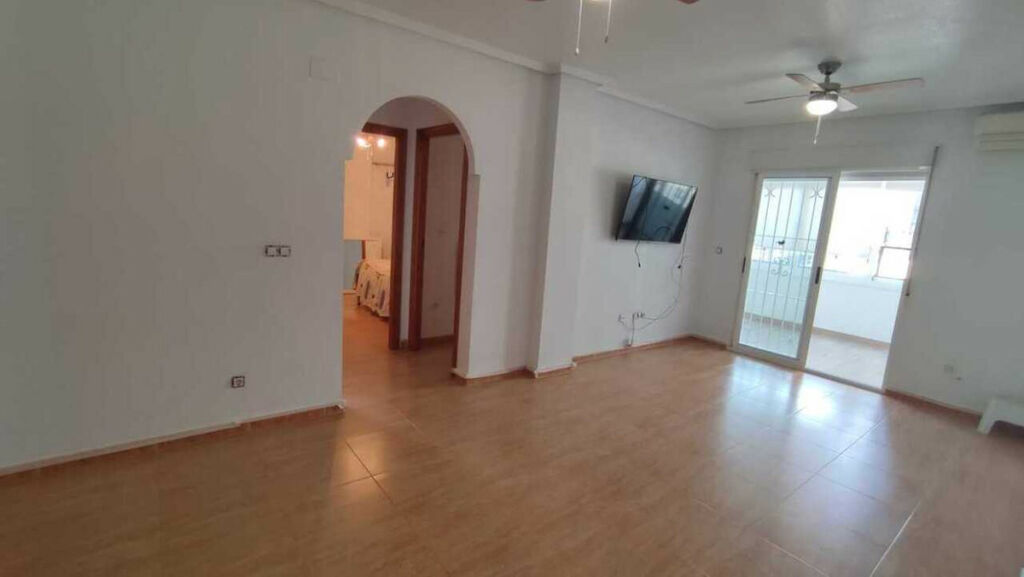 Ground Floor Apartment Playa Flamenca Alicante - image 6