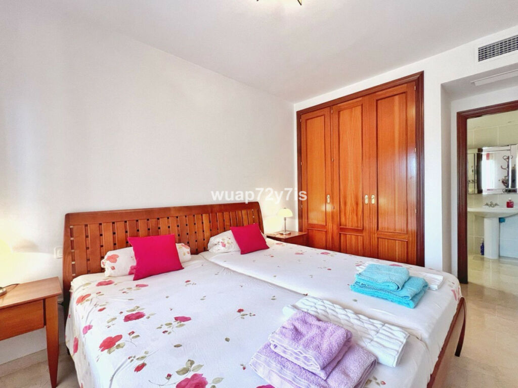 Semi-Detached House Costabella Málaga - image 6