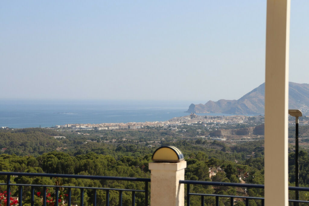 Detached Villa Altea Alicante - image 6
