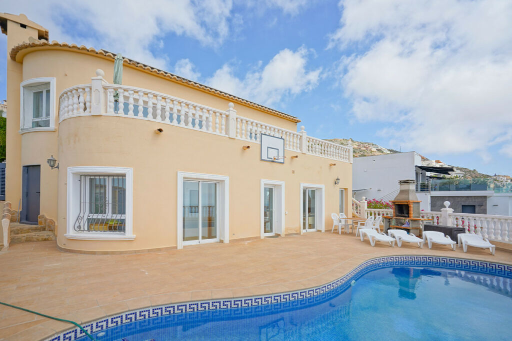 Detached Villa Benitachell Alicante - image 6