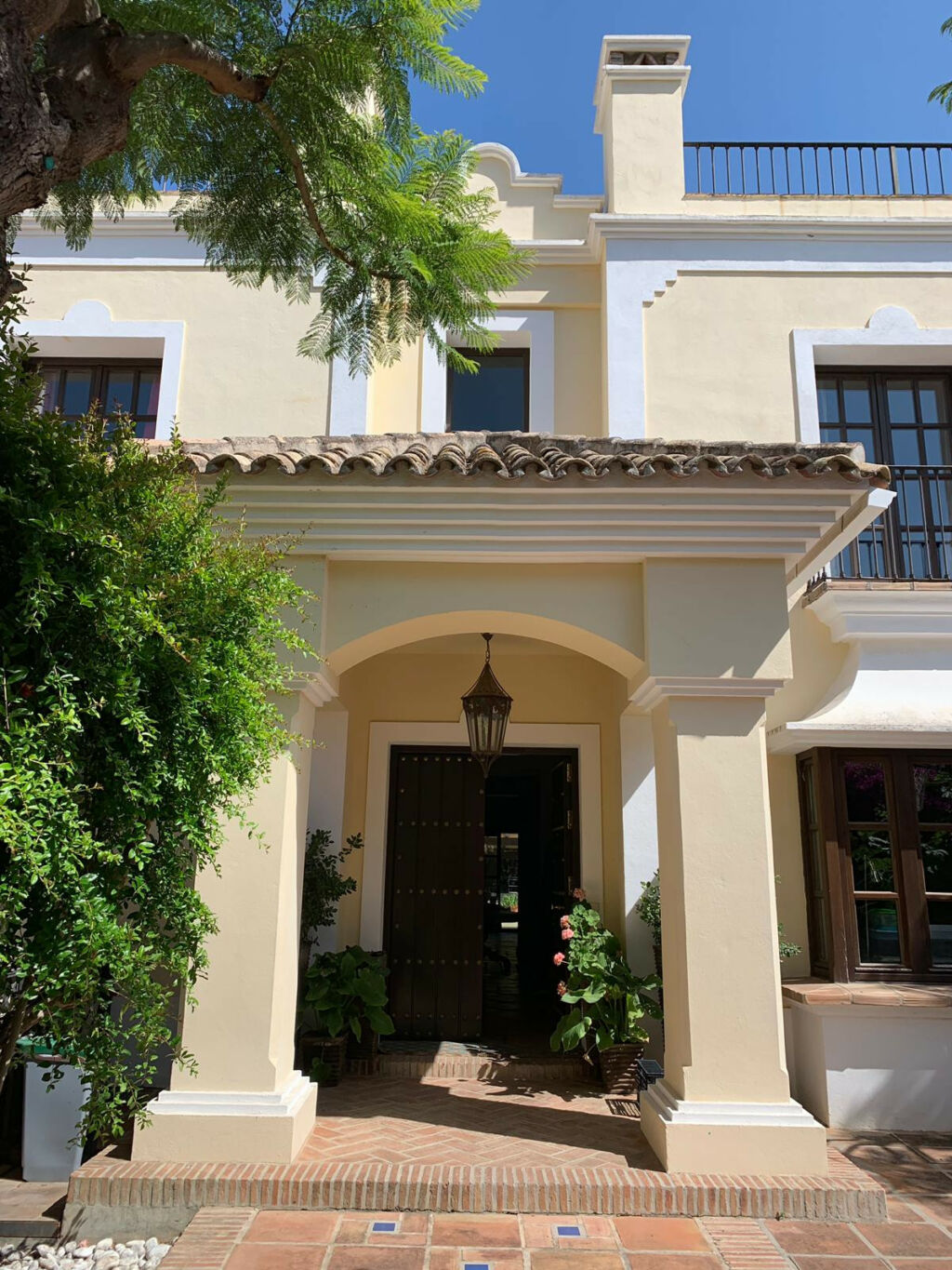 Detached Villa Sierra Blanca Málaga - image 6