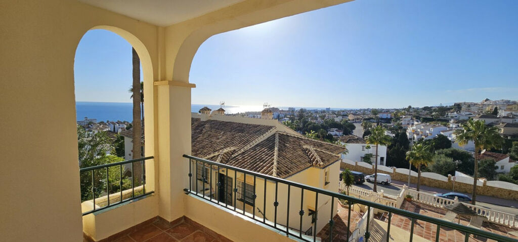 Middle Floor Apartment Riviera del Sol Málaga - image 6