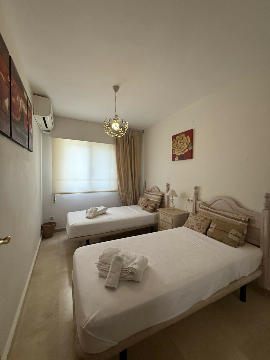 Middle Floor Apartment Nueva Andalucía Málaga - image 6